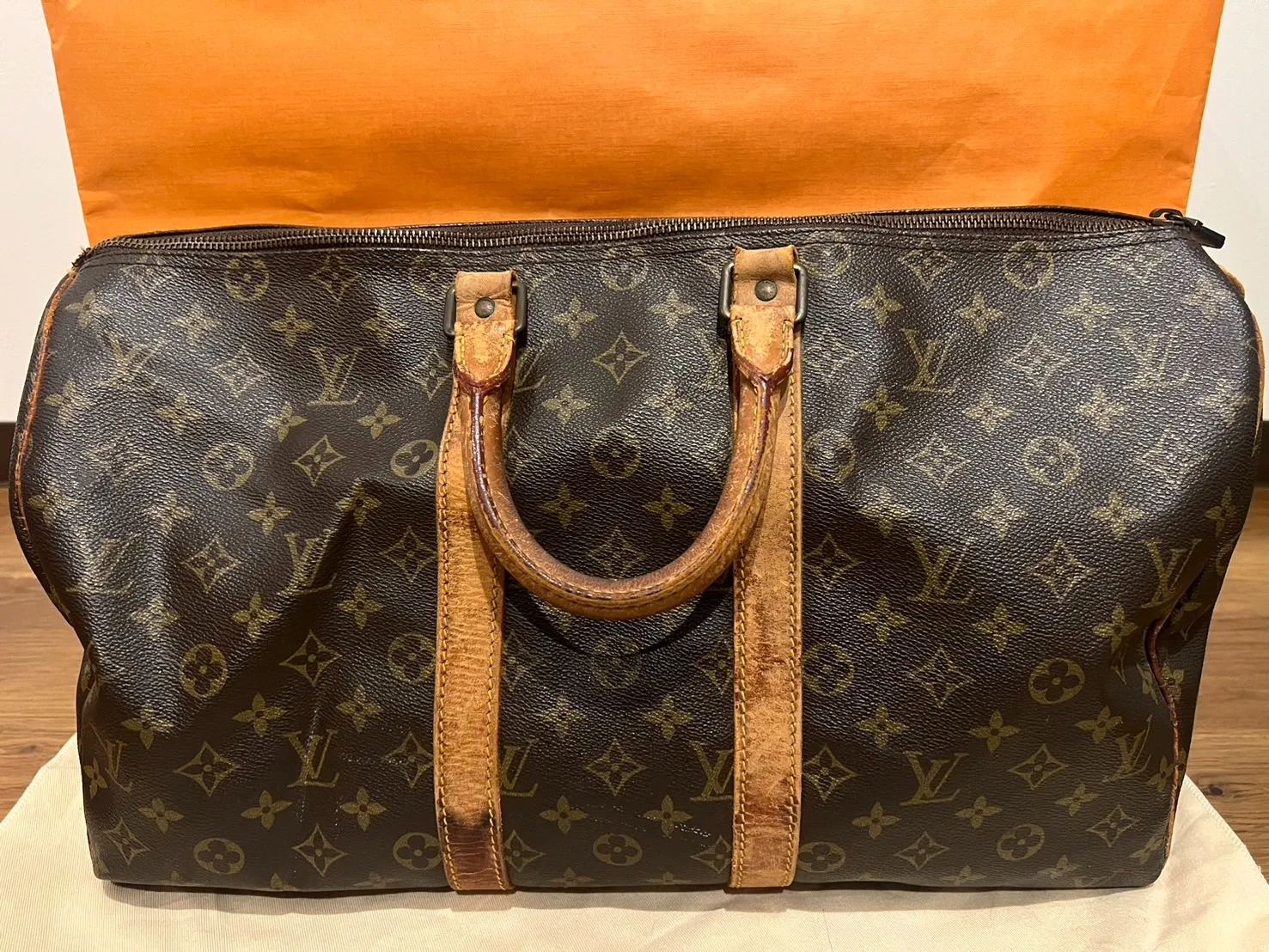 ルヴィトンキーポルお買取り