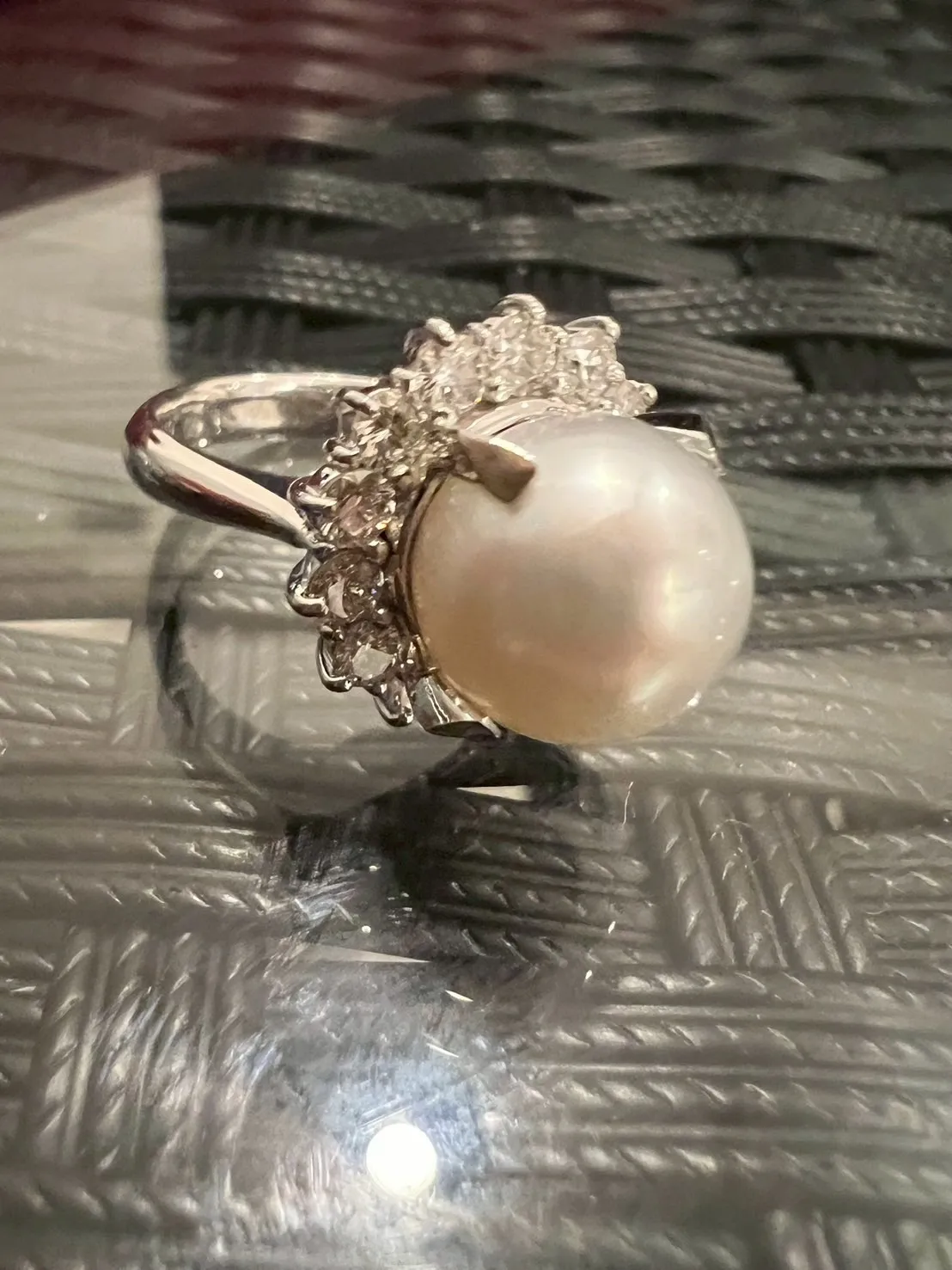 パール・メレダイヤモンドリングお買取り致しました。