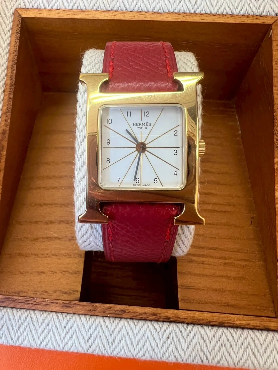 エルメス・Hウオッチお買取りいたしました。