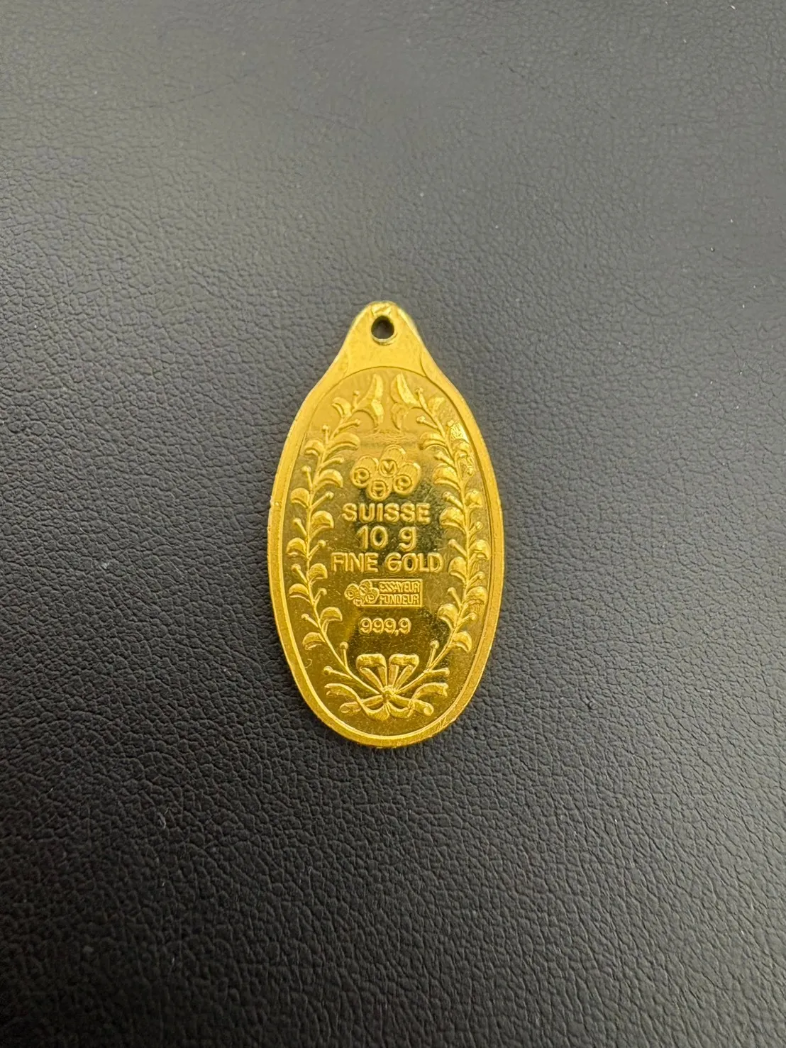 金のネックレストップをお買取り致しました！