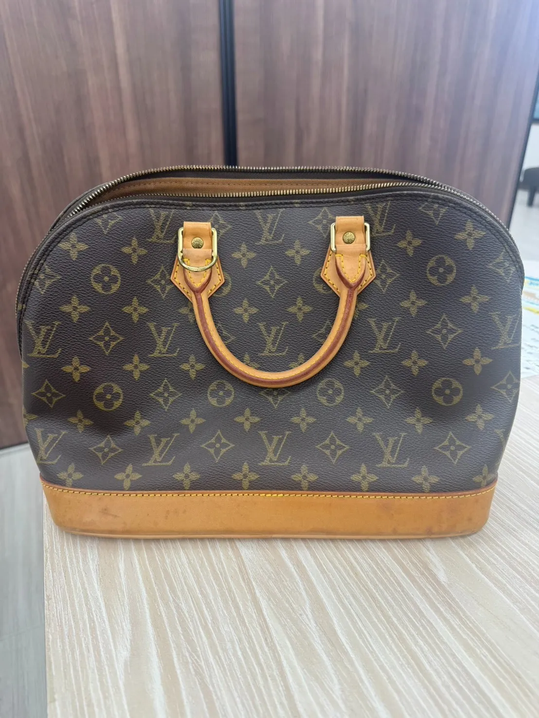 Louis Vuittonアルマ買取いたしました!