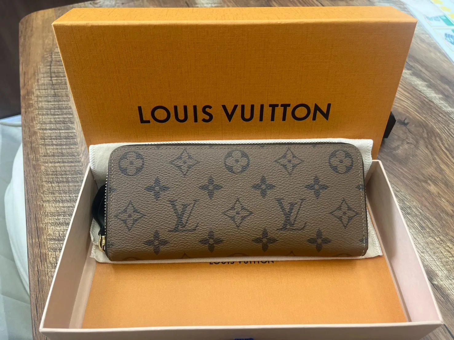 ルイ・ヴィトン（Louis Vuitton） モノグラム ジッピー・ウォレット